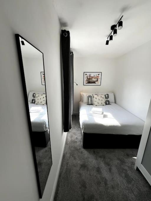 Central Chic 3 Bed, Great Location Winchester Extérieur photo