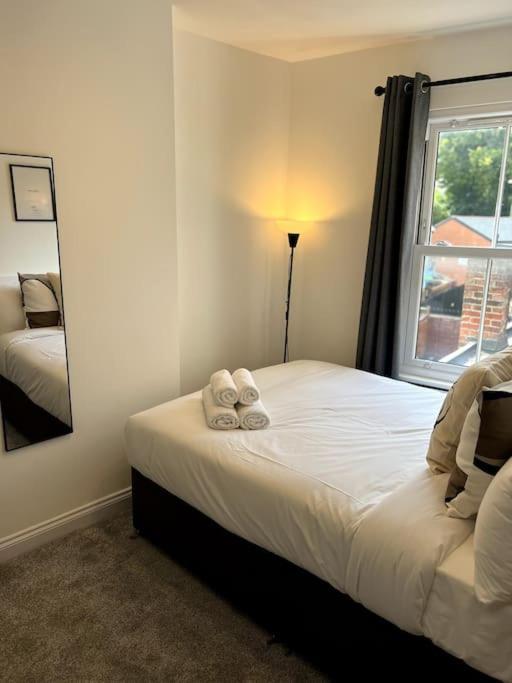 Central Chic 3 Bed, Great Location Winchester Extérieur photo