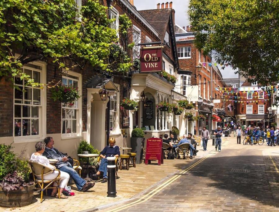 Central Chic 3 Bed, Great Location Winchester Extérieur photo