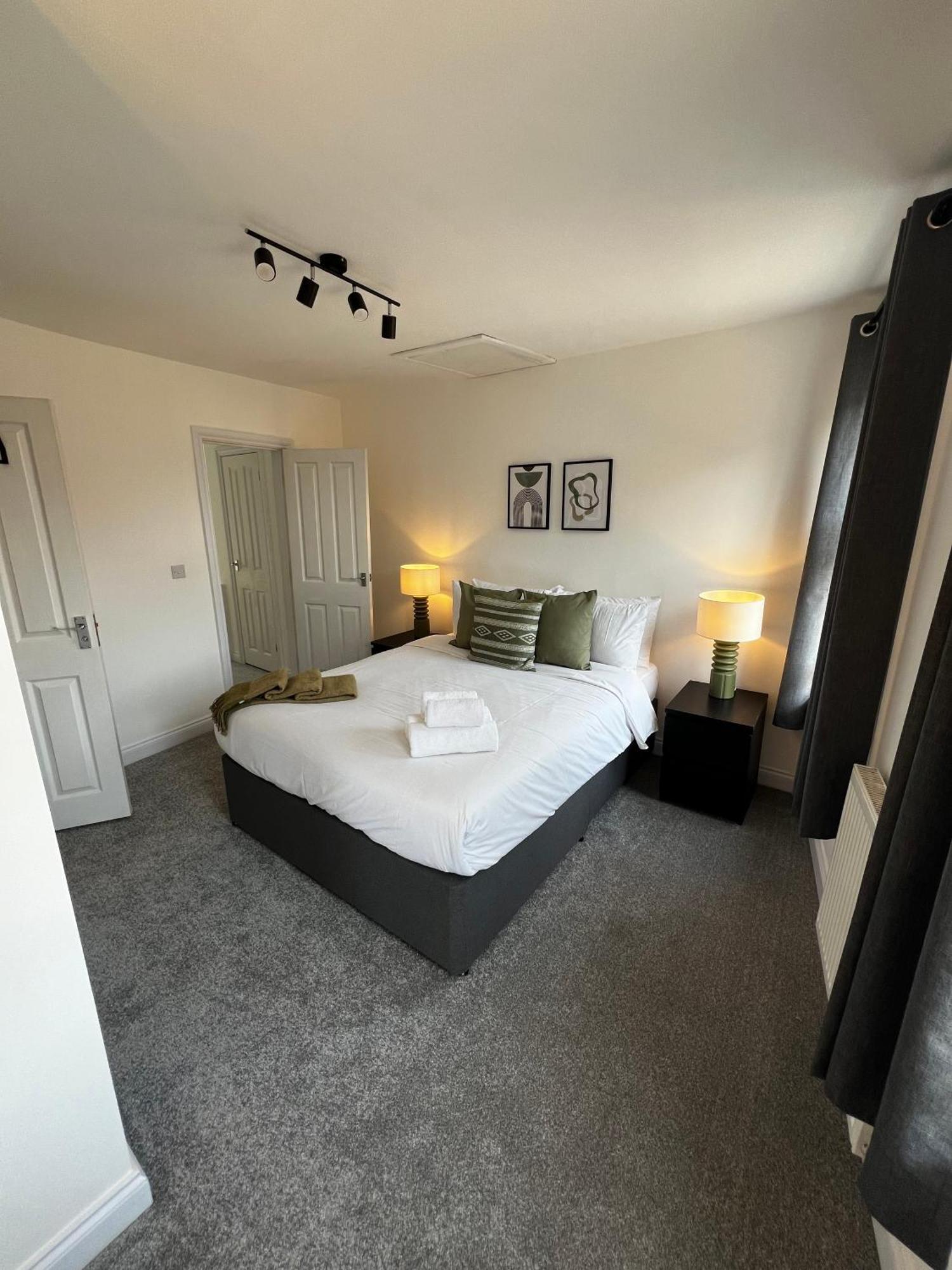 Central Chic 3 Bed, Great Location Winchester Extérieur photo